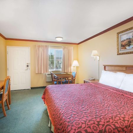 Days Inn By Wyndham King City Luaran gambar