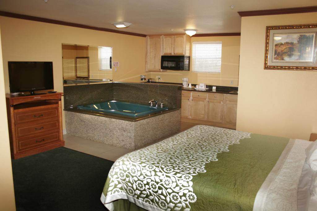 Days Inn By Wyndham King City Luaran gambar